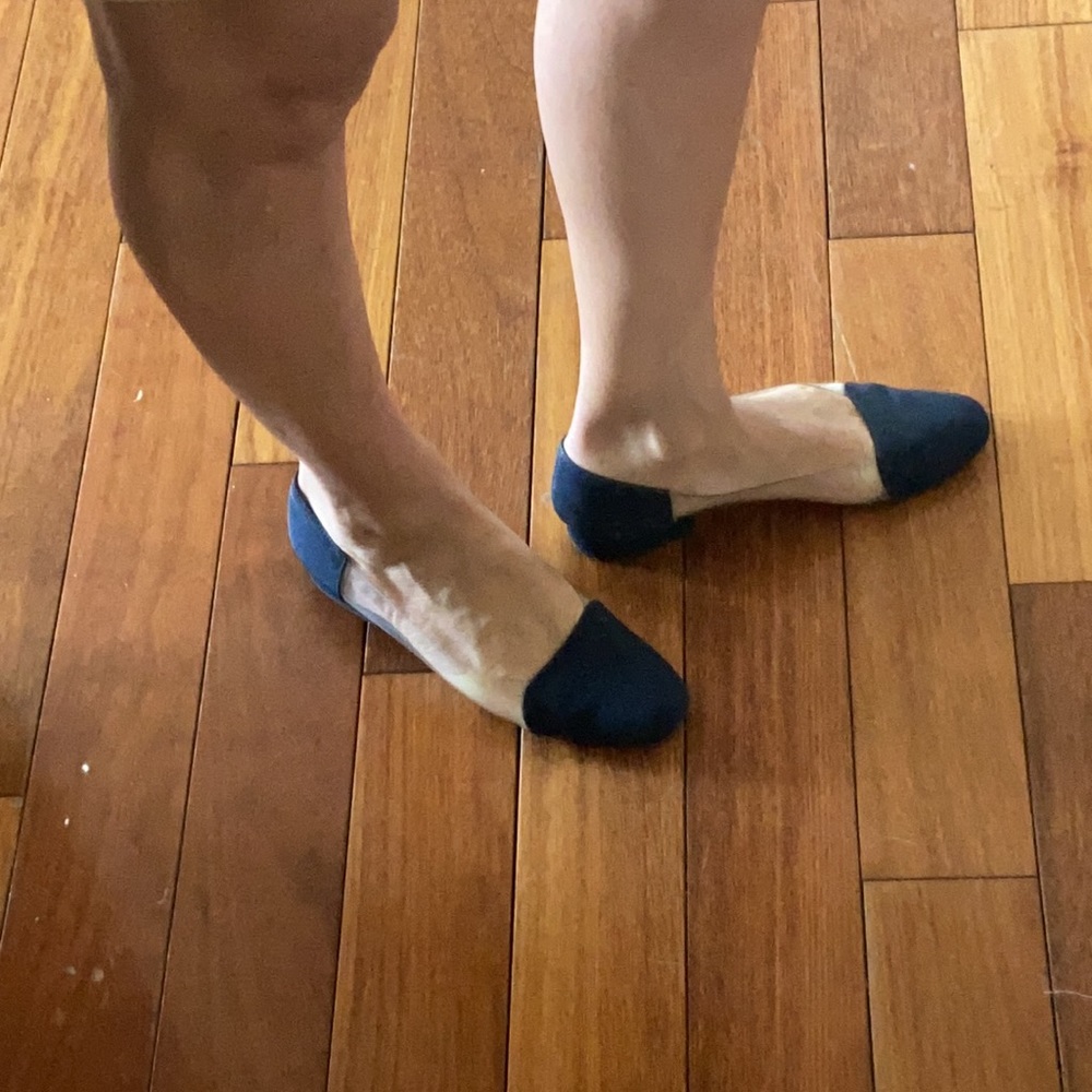 Nieman Marcus Navy and paten leather flats